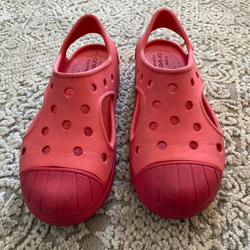 Girls Pink CROCS